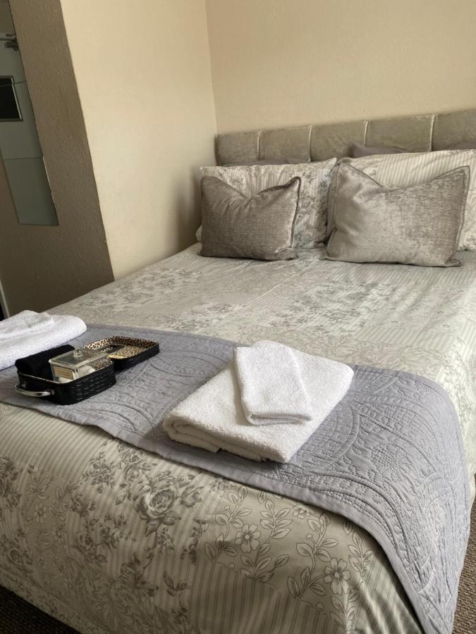 دارتموث The Old Brasserie & Rooms @ No.8 المظهر الخارجي الصورة
